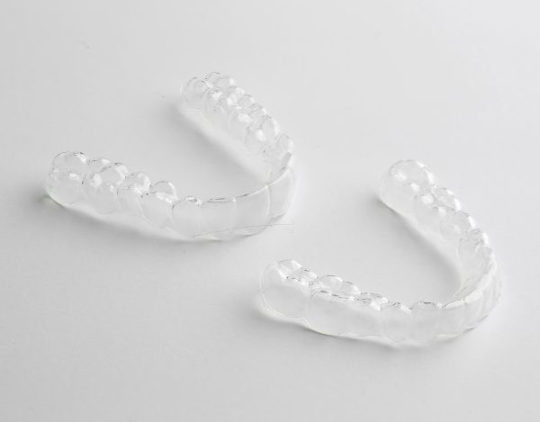 clear orth retainer 1 Retenedor transparente para ortodoncia