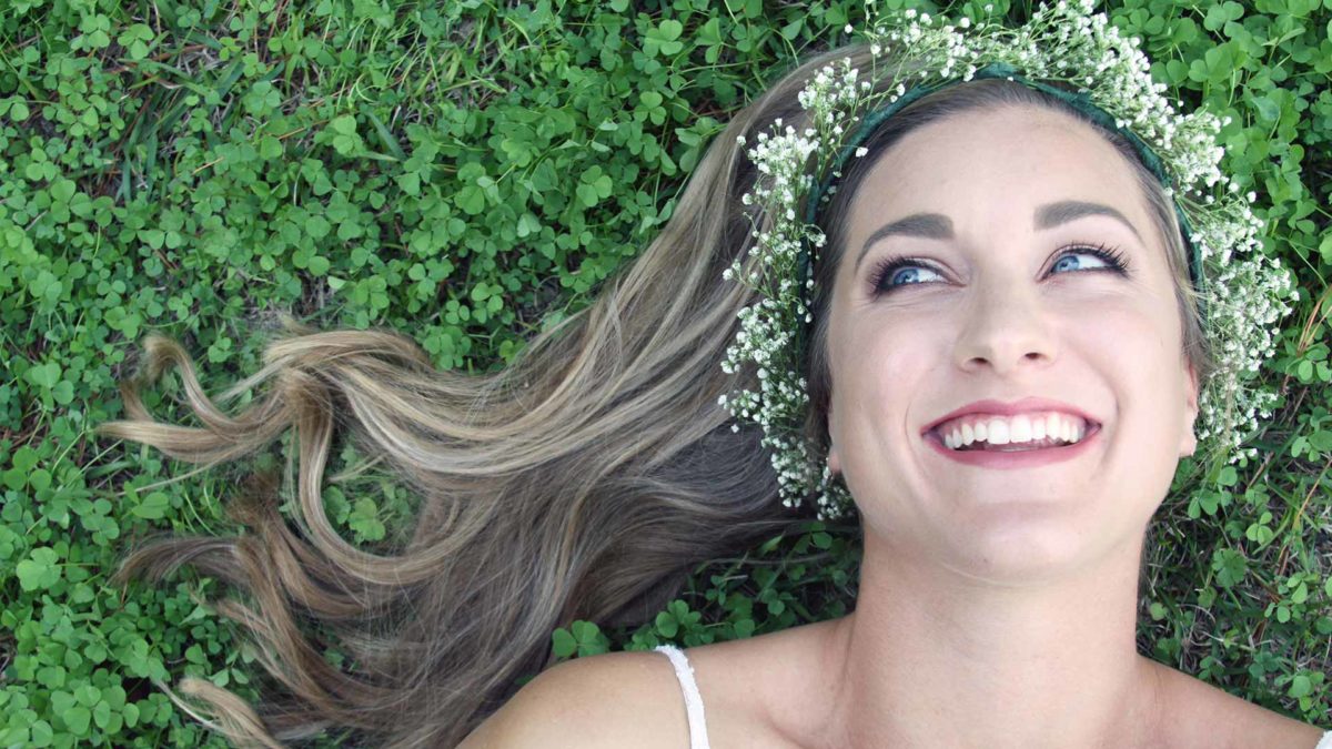 Beautiful woman with healthy Teeth smile